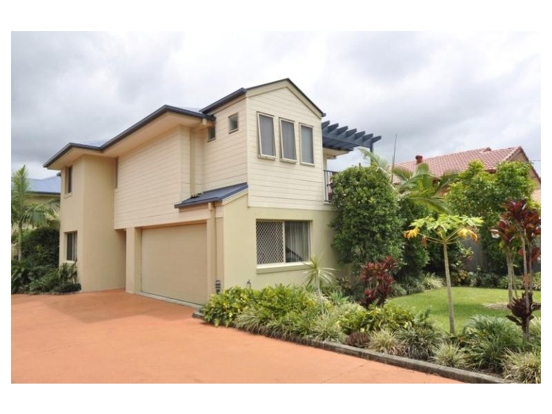 1/27 Harley Street, Labrador QLD 4215