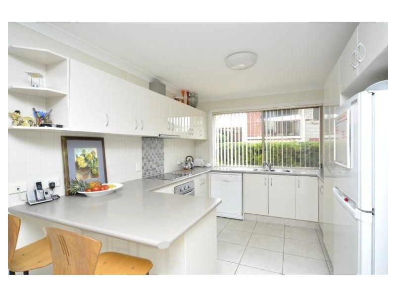 1/27 Harley Street, Labrador QLD 4215