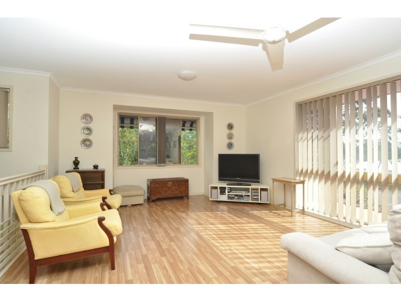 3 Esplanade West, Paradise Point QLD 4216