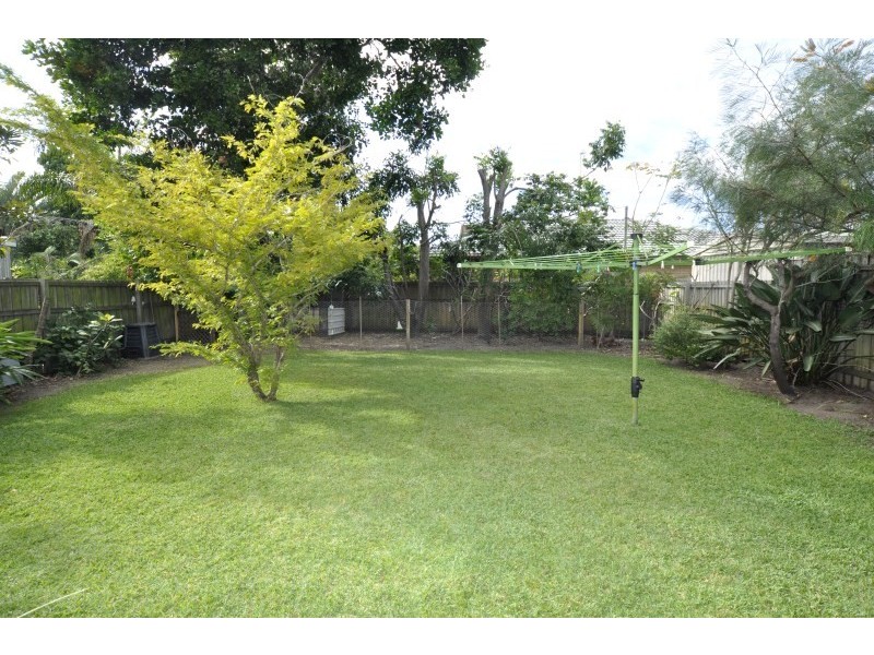 3 Esplanade West, Paradise Point QLD 4216