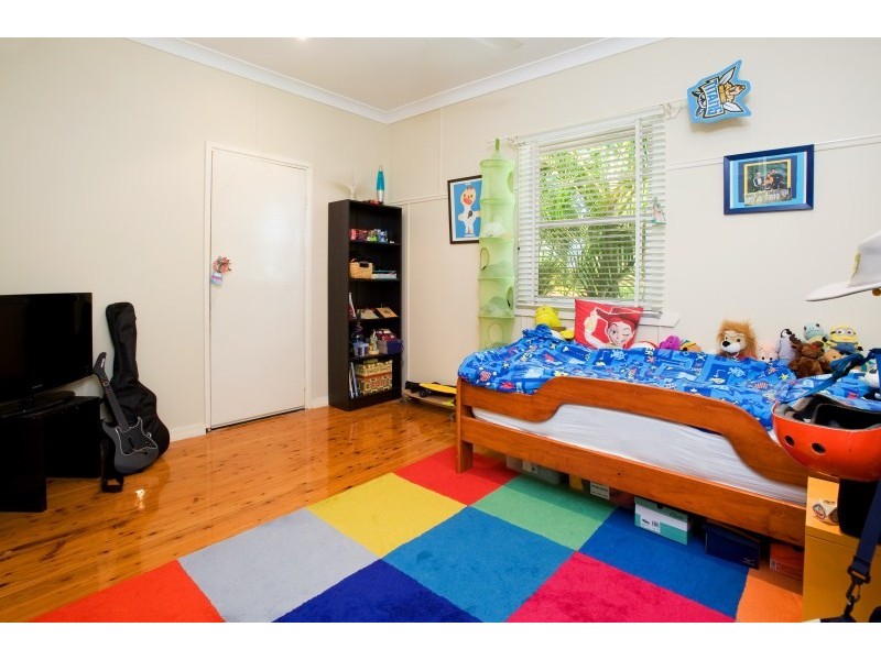 495 Pine Ridge Road, Runaway Bay QLD 4216