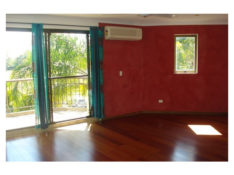 7/42 Falkinder Avenue, Paradise Point QLD 4216