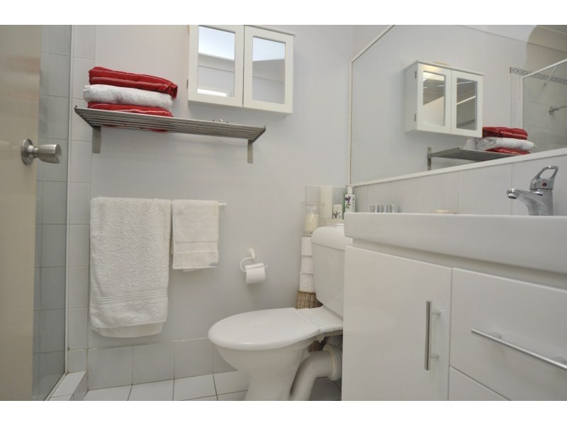 19/77 Government Road, Labrador QLD 4215