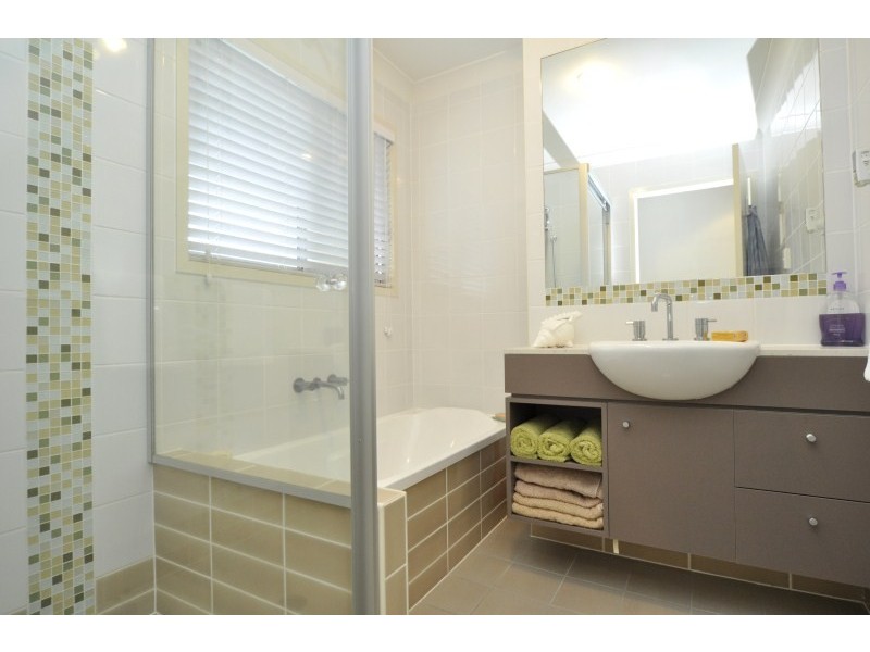 8/411 Oxley Drive, Runaway Bay QLD 4216