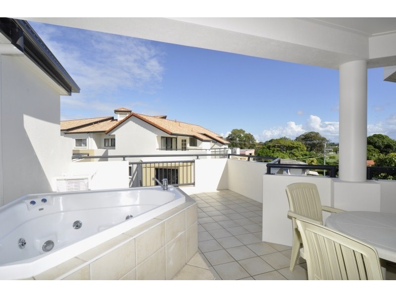 301/392 Marine Parade, Labrador QLD 4215