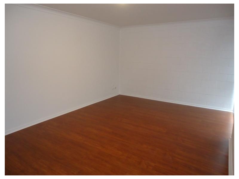 1/24 Gordon Street, Labrador QLD 4215