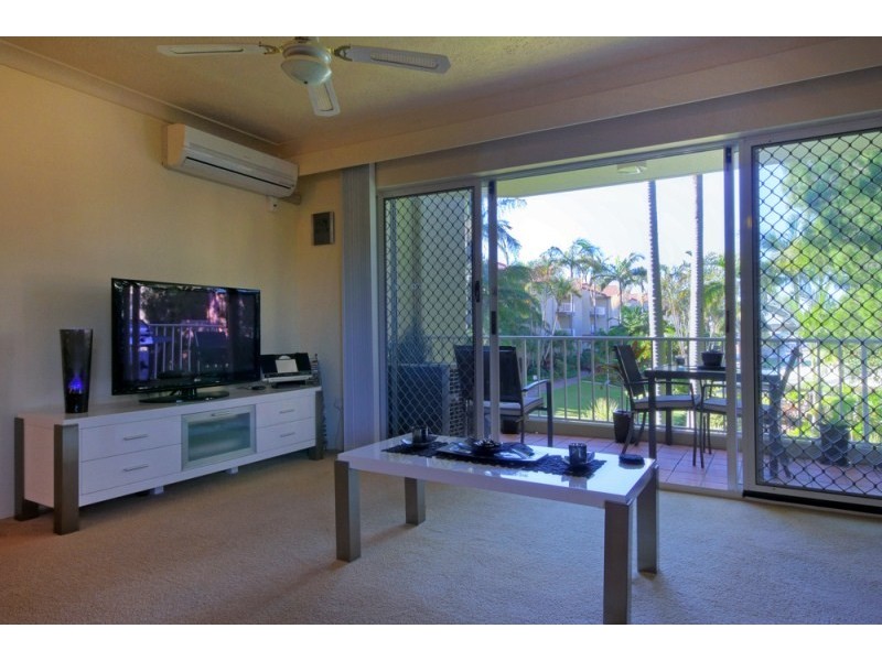 19/22 Jennifer Avenue, Runaway Bay QLD 4216