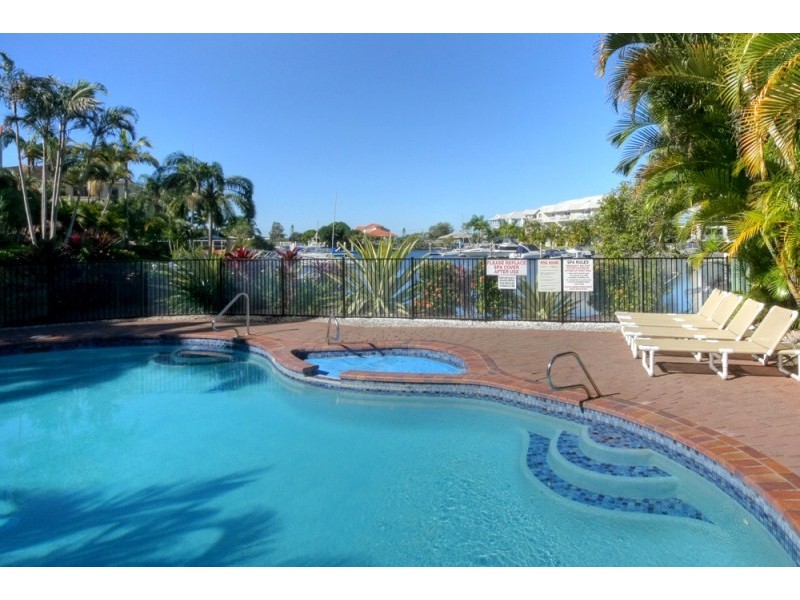 19/22 Jennifer Avenue, Runaway Bay QLD 4216