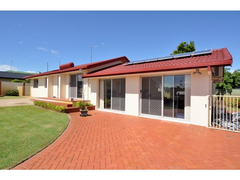 36 Sunbird Avenue, Paradise Point QLD 4216