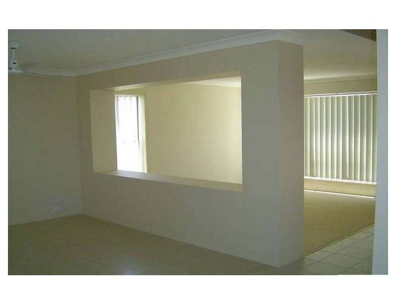 44 Golden Bear Drive, Arundel QLD 4214