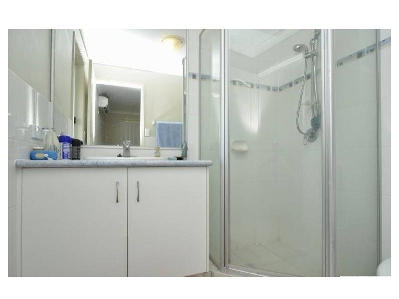 44 Golden Bear Drive, Arundel QLD 4214