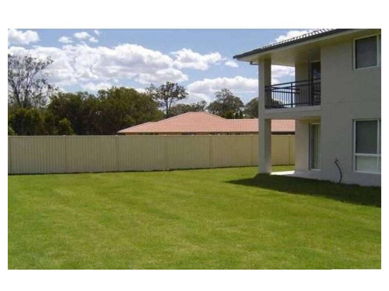 44 Golden Bear Drive, Arundel QLD 4214