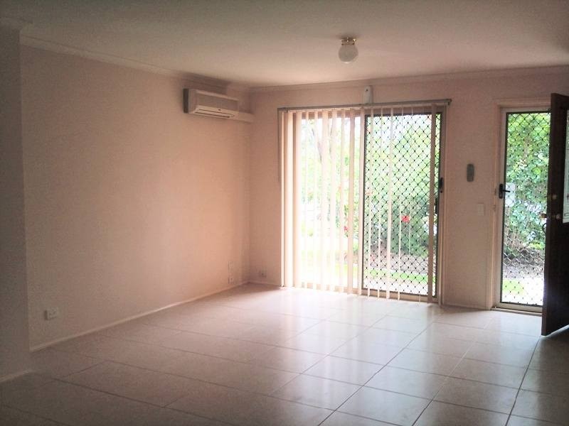 1/14 Illusion Court, Oxenford QLD 4210