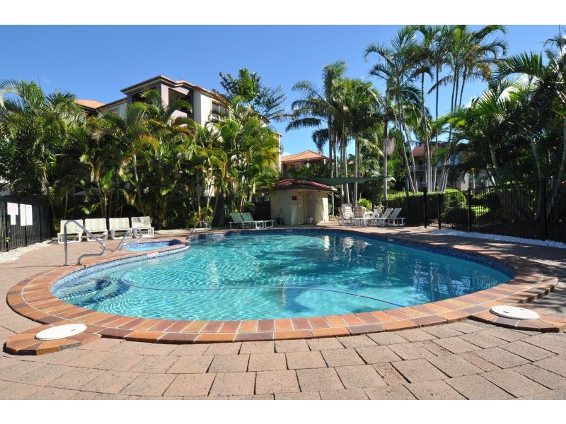 23/22 Jennifer Avenue, Runaway Bay QLD 4216