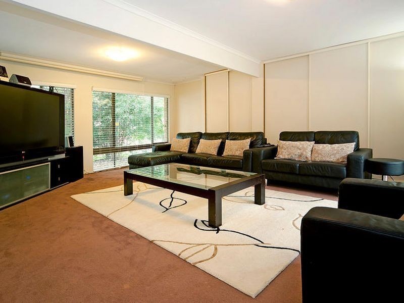 6 Jesmond Road, Helensvale QLD 4212