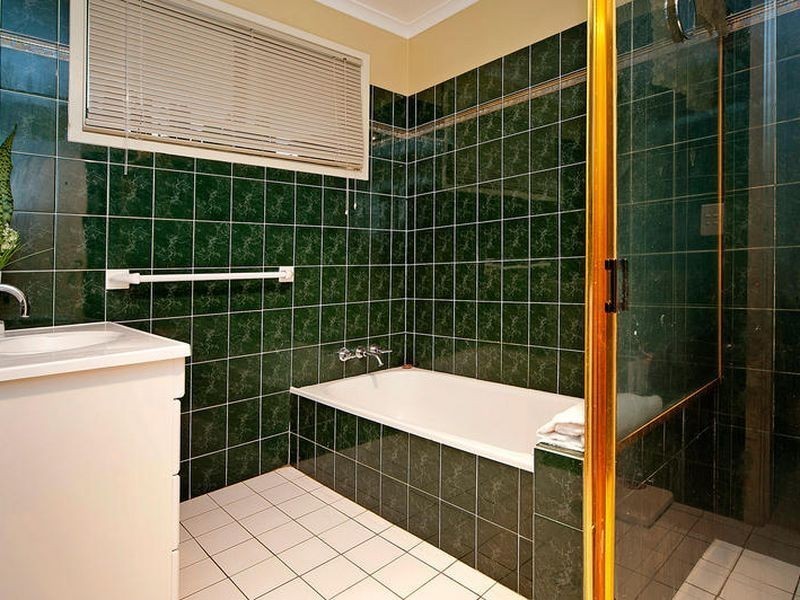 6 Jesmond Road, Helensvale QLD 4212