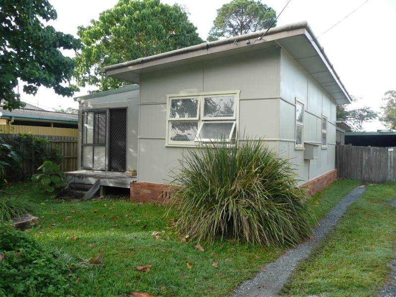 28 Clark Street, Biggera Waters QLD 4216