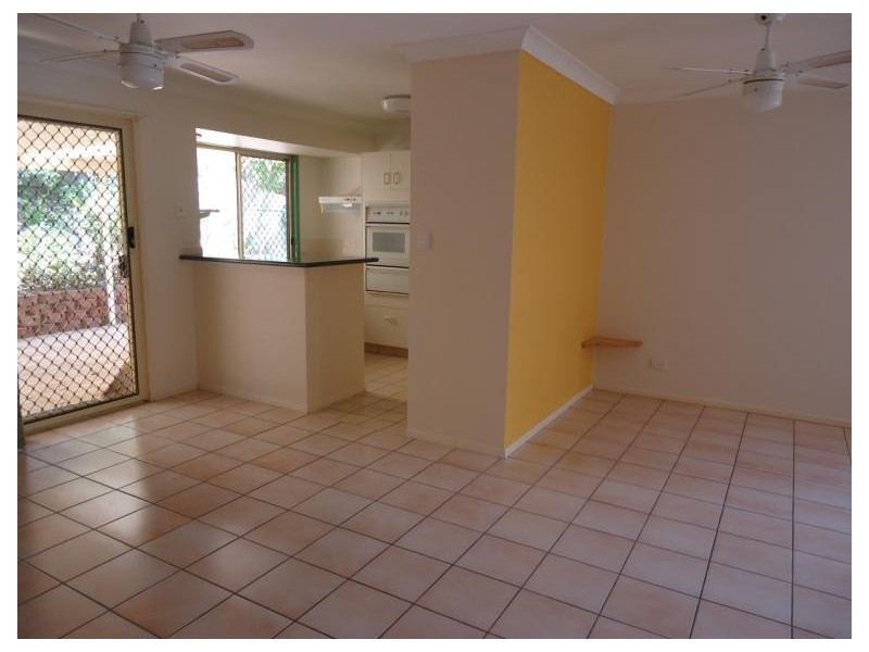 11/482 Pine Ridge Road, Coombabah QLD 4216
