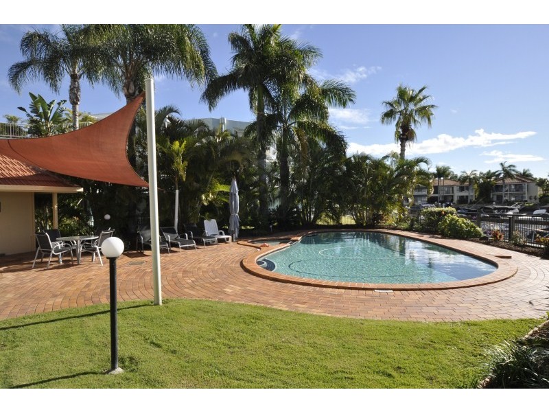 31/41A Broadwater Street, Runaway Bay QLD 4216