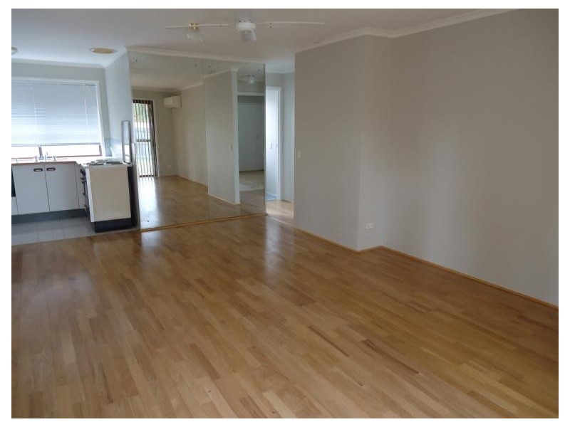 2/70 Botanical Drive, Labrador QLD 4215