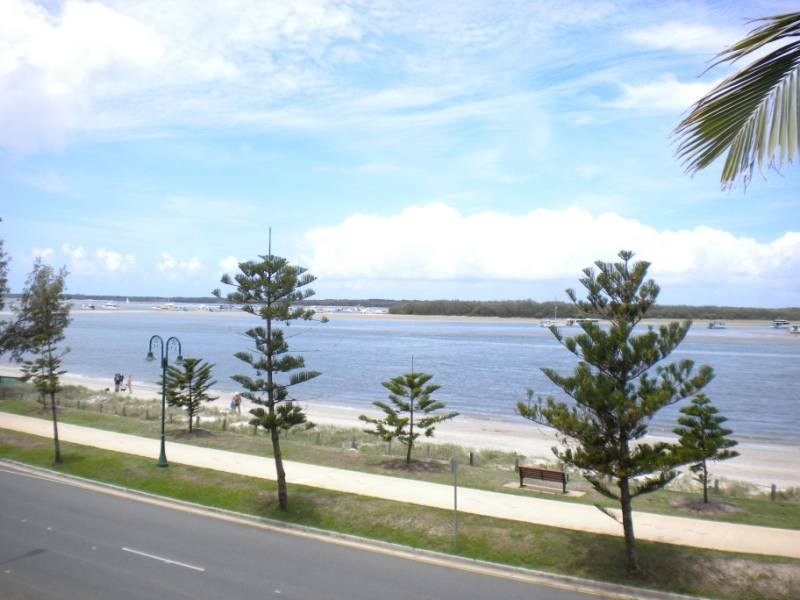 6/1 Clark Street, Biggera Waters QLD 4216