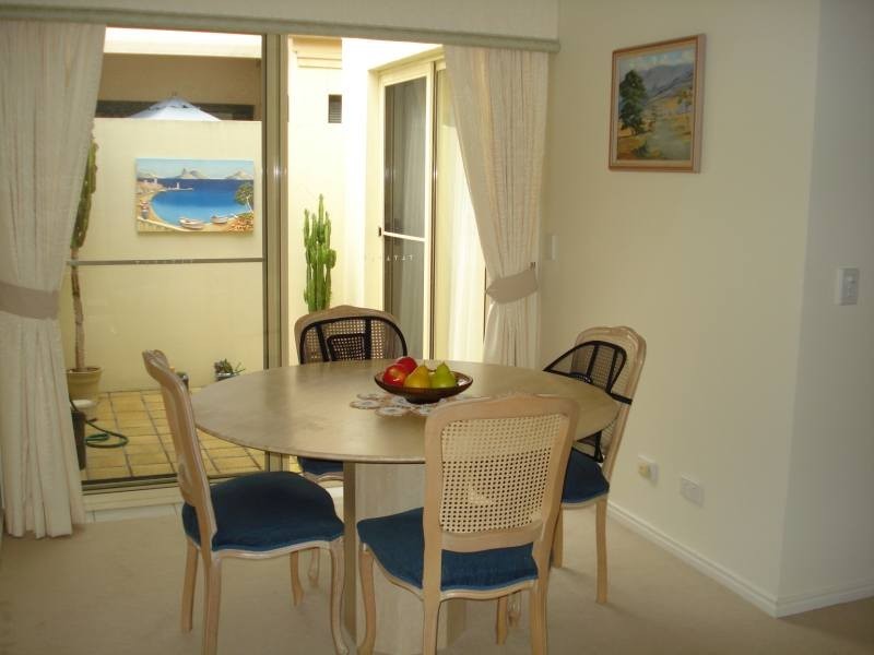 66/76 Bayview Street, Runaway Bay QLD 4216