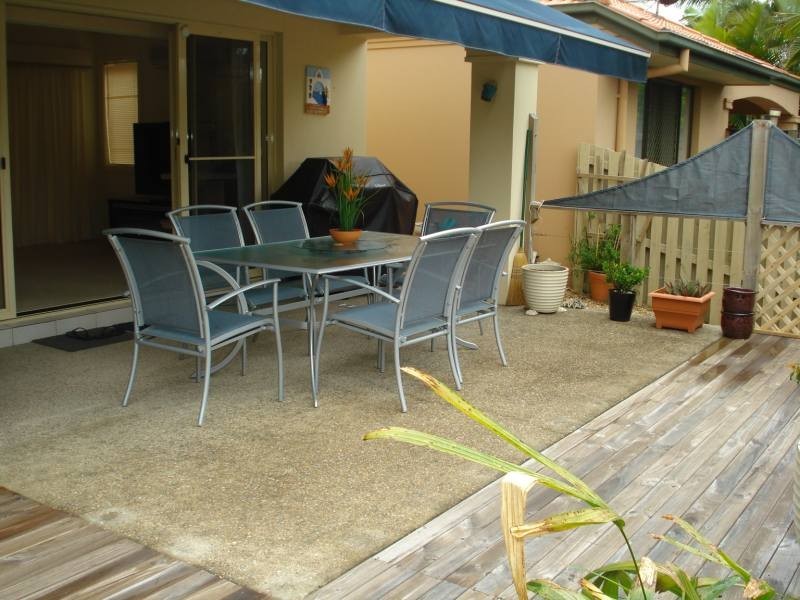 66/76 Bayview Street, Runaway Bay QLD 4216