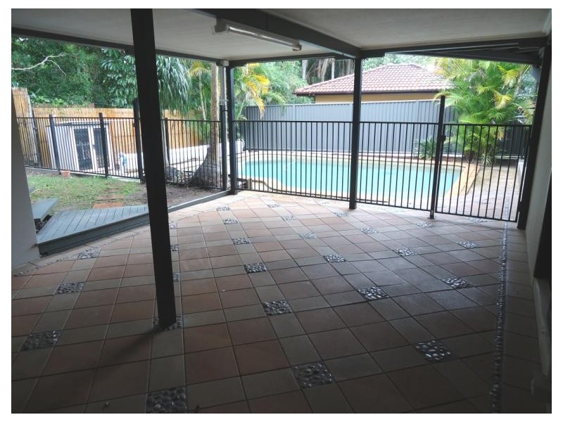 13 Babirra Street, Hope Island QLD 4212