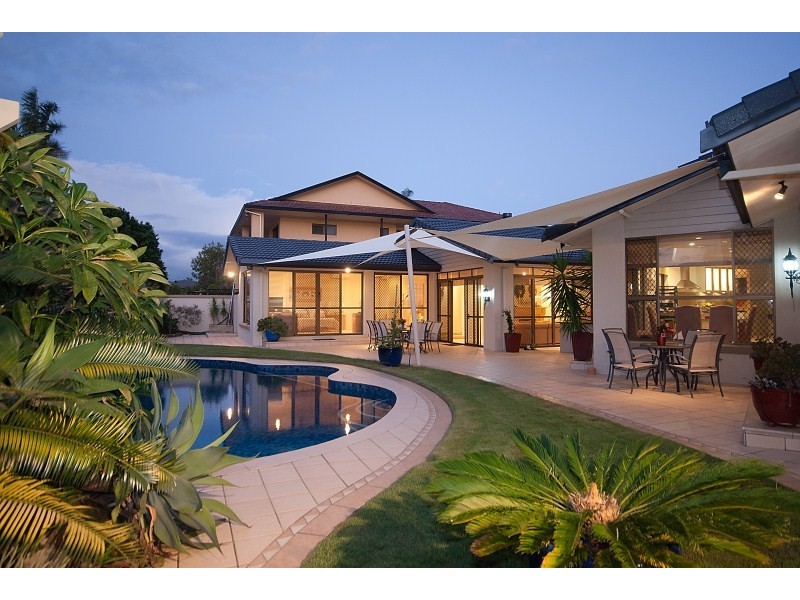 20 Kavieng Crescent, Runaway Bay QLD 4216