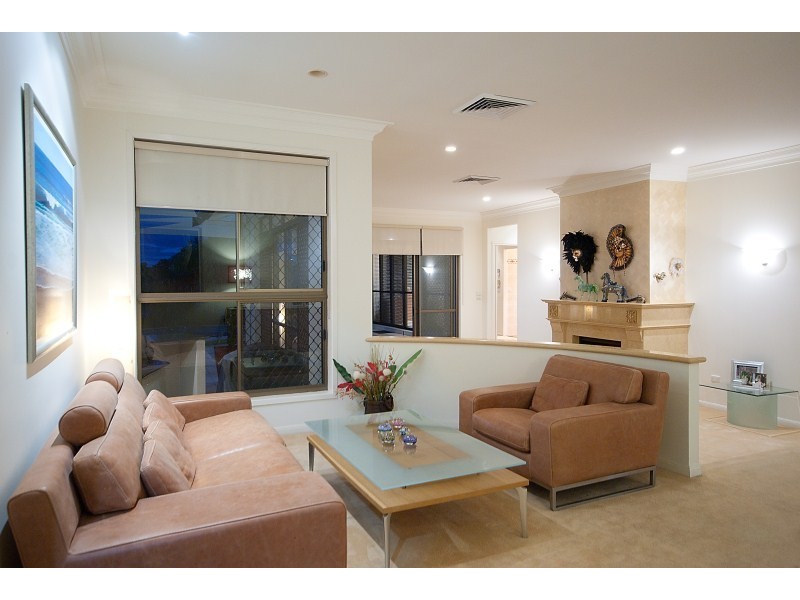 20 Kavieng Crescent, Runaway Bay QLD 4216