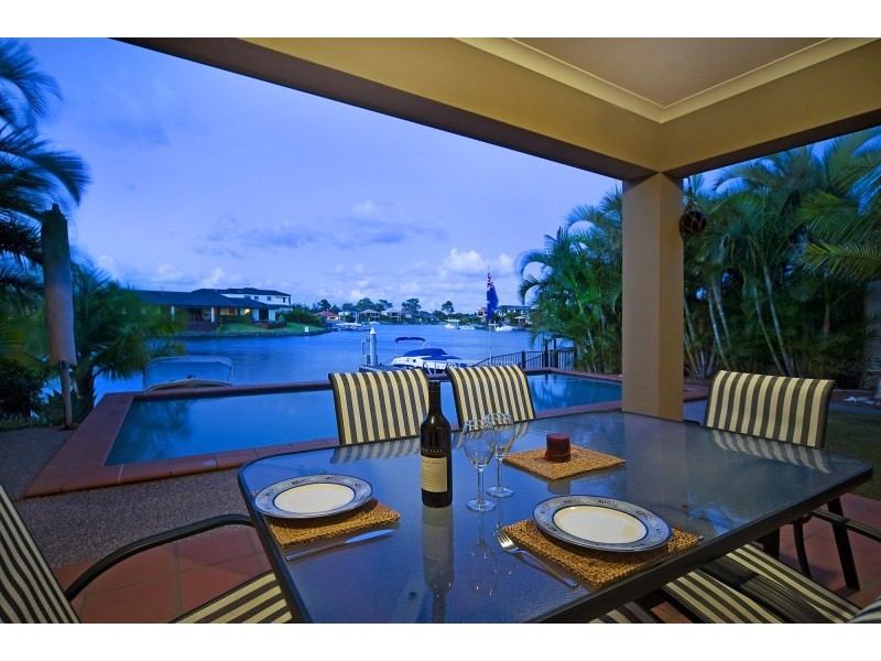 39 Lee Anne Crescent, Helensvale QLD 4212