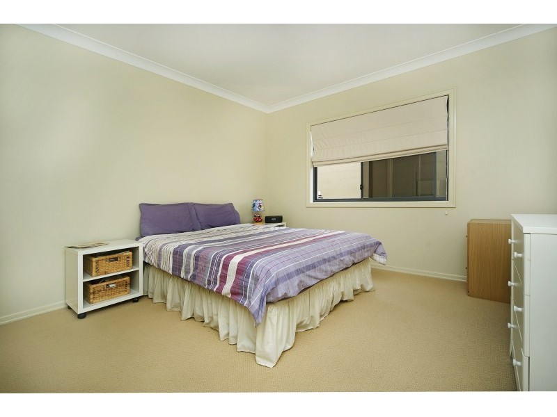 39 Lee Anne Crescent, Helensvale QLD 4212