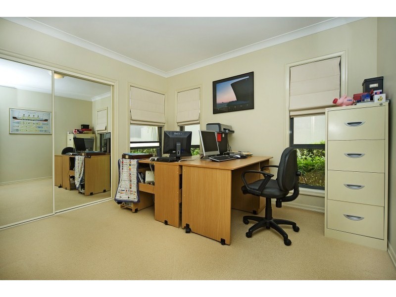 39 Lee Anne Crescent, Helensvale QLD 4212