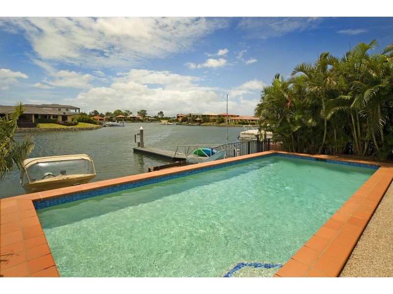 39 Lee Anne Crescent, Helensvale QLD 4212