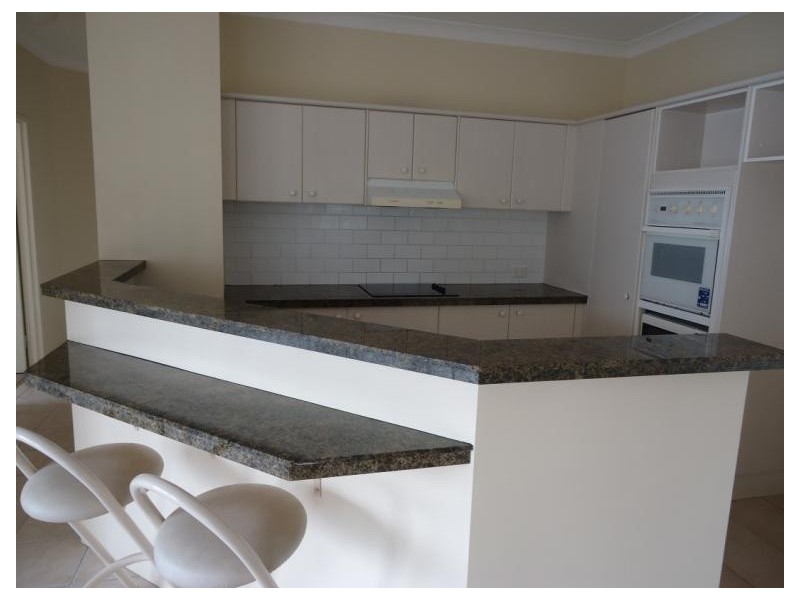 11/522 Marine Parade, Biggera Waters QLD 4216