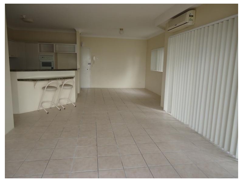 11/522 Marine Parade, Biggera Waters QLD 4216