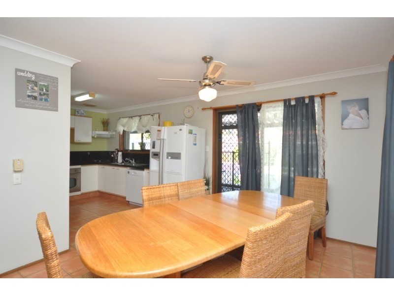 38 Menindee Avenue, Coombabah QLD 4216