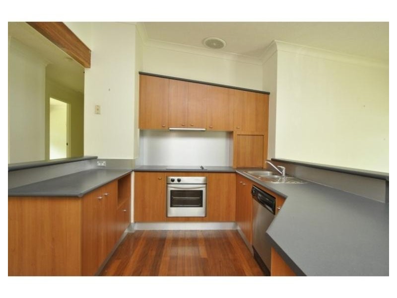 90 Boykambil Esplanade North, Hope Island QLD 4212