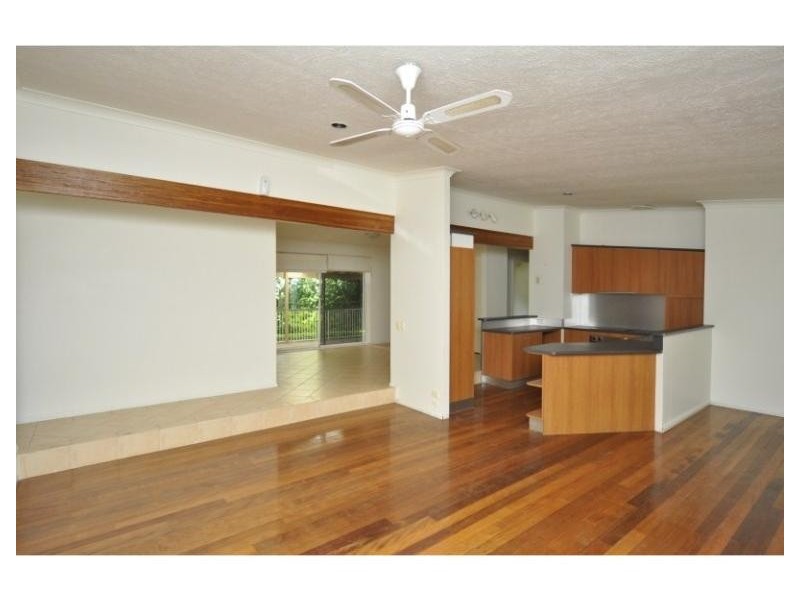 90 Boykambil Esplanade North, Hope Island QLD 4212