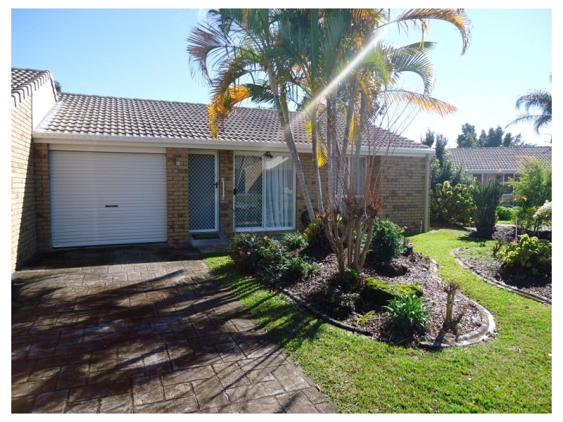 8/45 Village Way, Oxenford QLD 4210