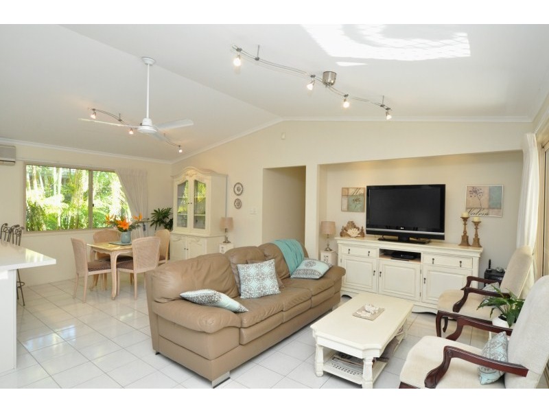 5 Cattleya Court, Hollywell QLD 4216