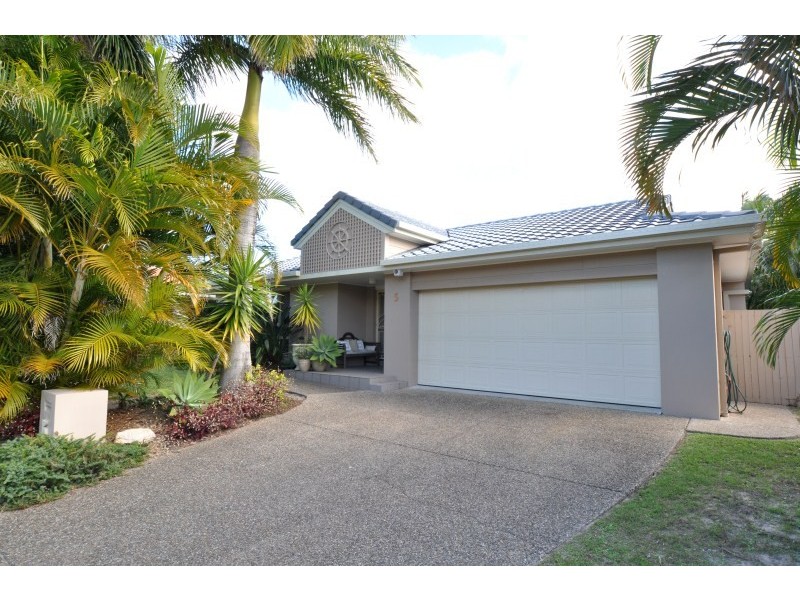 5 Cattleya Court, Hollywell QLD 4216