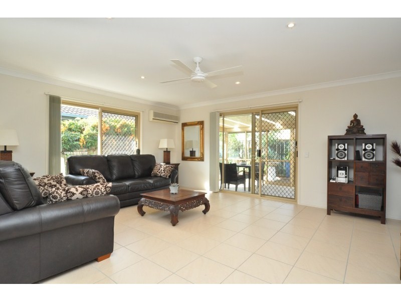 67 Numbat Court East, Coombabah QLD 4216