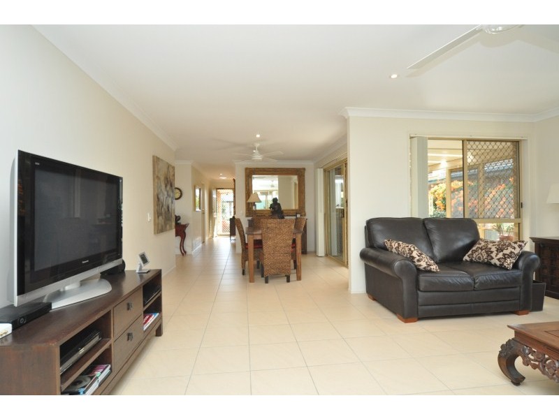 67 Numbat Court East, Coombabah QLD 4216