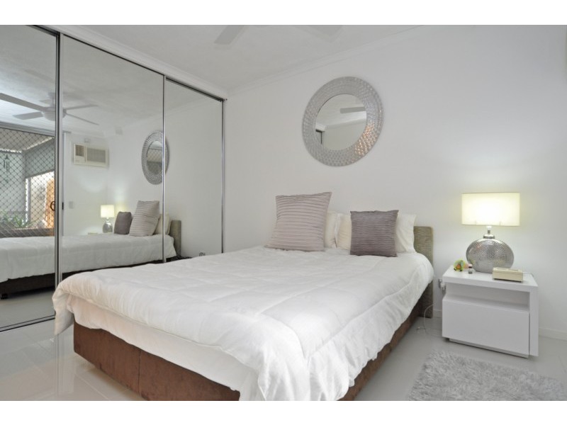 12/414 Marine Parade, Biggera Waters QLD 4216