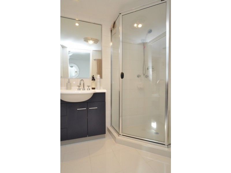 12/414 Marine Parade, Biggera Waters QLD 4216
