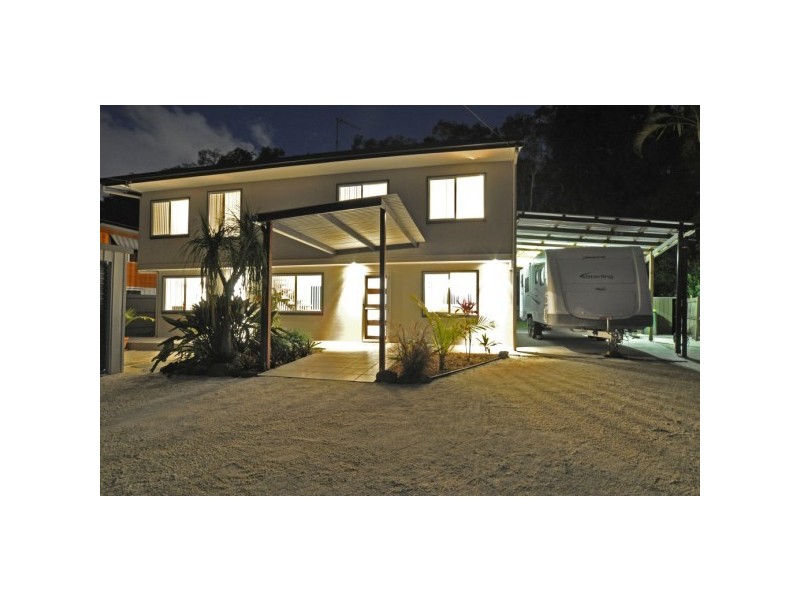 71 Nalkari Street, Coombabah QLD 4216