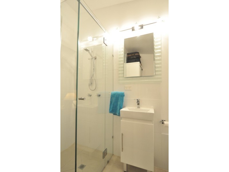 71 Nalkari Street, Coombabah QLD 4216