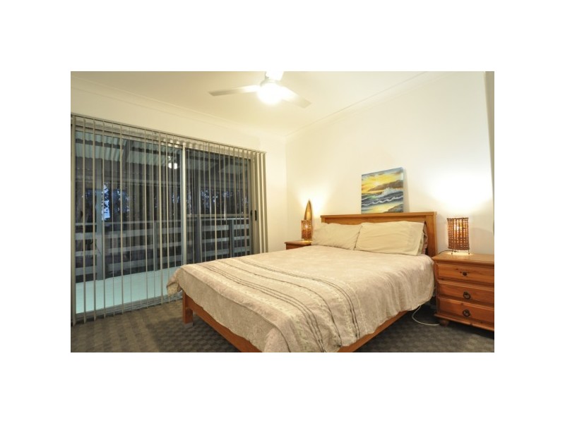 71 Nalkari Street, Coombabah QLD 4216