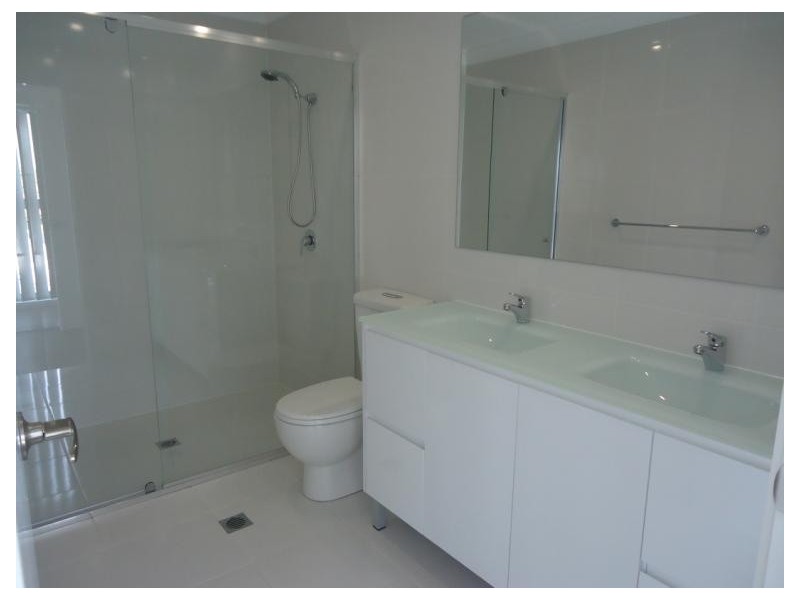 1/11 Margaroola Avenue, Biggera Waters QLD 4216